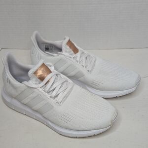 Adidas Originals Womens Swift Run 1.0 Shoes